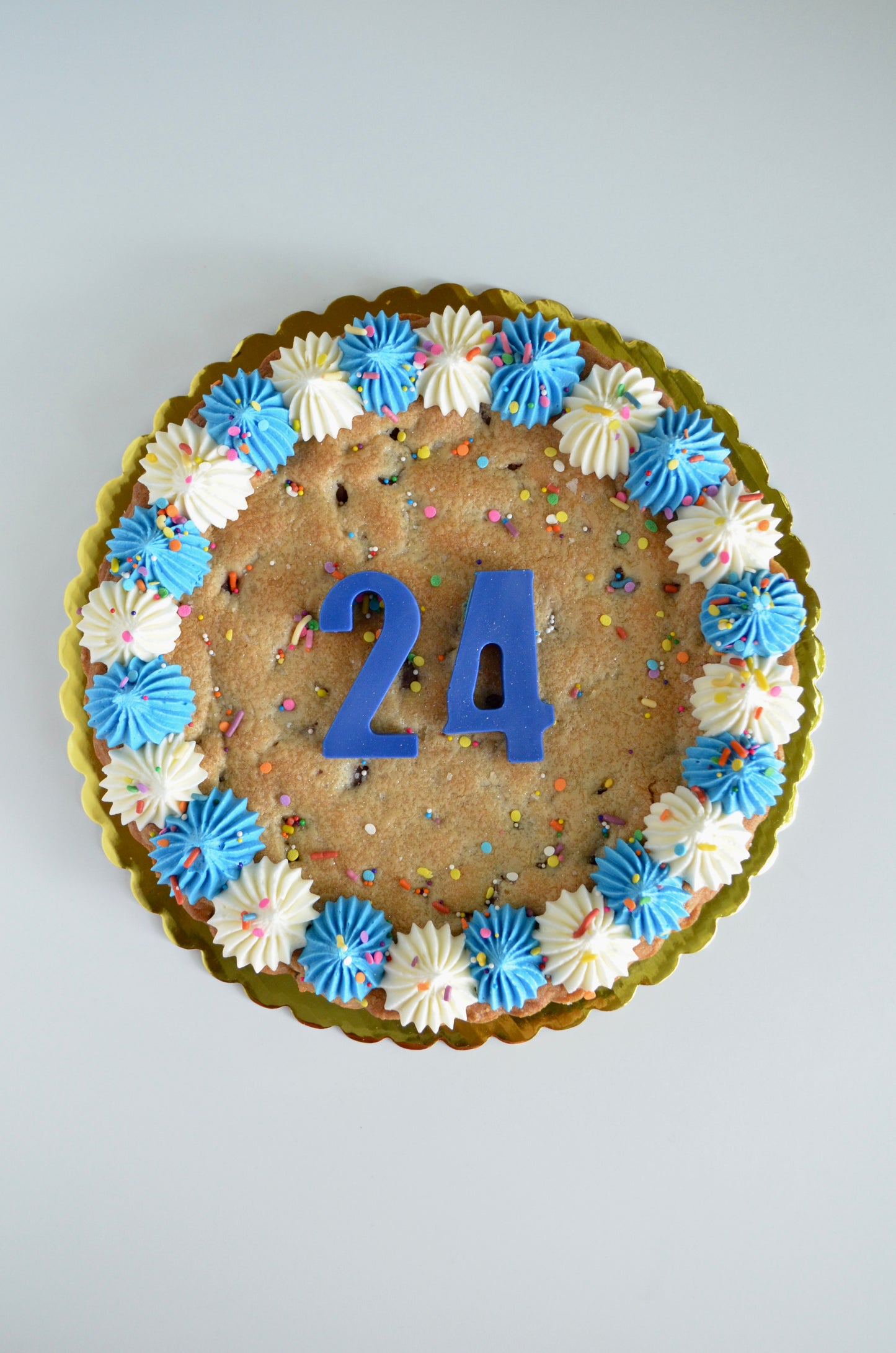 Classic Cookie Cake
